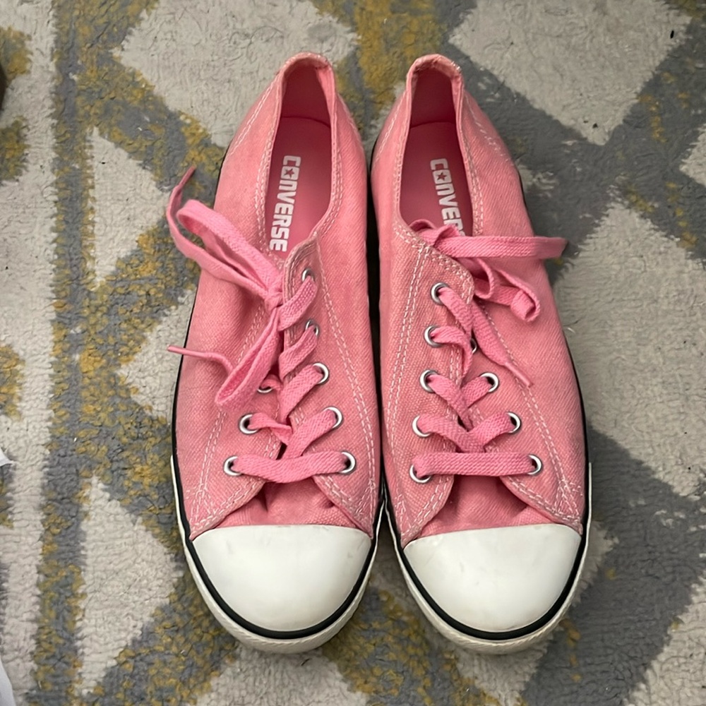 Pink Converse